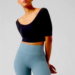 Athleta Exhilarate Crop A-C Brand New Black XS